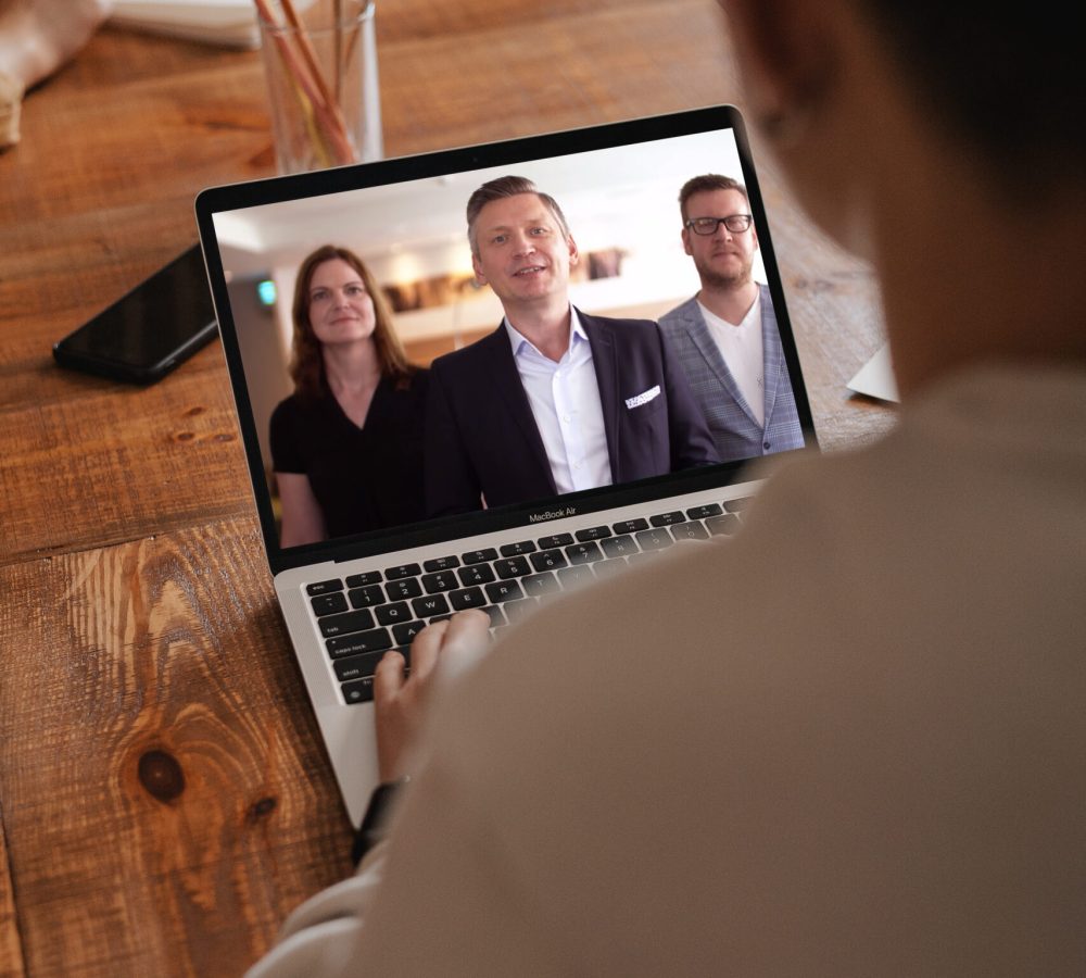 mockuuups-macbook-pro-mockup-in-a-meeting-room